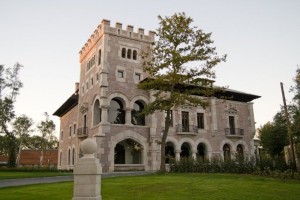 Hoteles con encanto y otras pequeñas joyas - castillo-del-bosque-la-zoreda-oviedo_big-300x200 Hoteles con encanto y otras pequeñas joyas - castillo-del-bosque-la-zoreda-oviedo_big-300x200