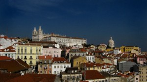 Alfama, historia de un bello pueblo de Lisboa - alfama-7-300x168 Alfama, historia de un bello pueblo de Lisboa - alfama-7-300x168