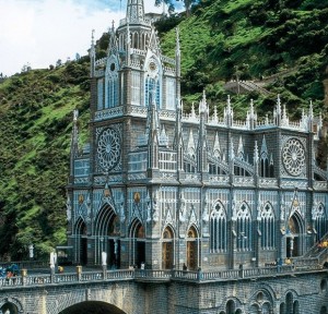Un santuario en el cañón de un río - nuestra-senora-de-las-lajas-6-300x288 Un santuario en el cañón de un río - nuestra-senora-de-las-lajas-6-300x288