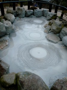Los nueve infiernos de Beppu, Japón. - Oniishibozu-Jigoku-224x300