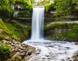 Las Cascadas de Minnehaha - minnehaha-falls-300x235
