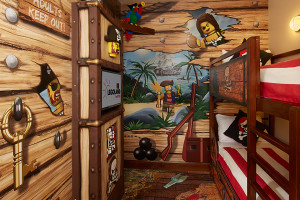 Un hotel para niños y para mayores que nunca dejamos de serlo - Piratas-niños-300x200 Un hotel para niños y para mayores que nunca dejamos de serlo - Piratas-niños-300x200