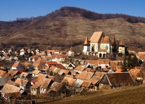 Biertan (Rumanía) - iglesia_fortificada_de_biertan-300x214