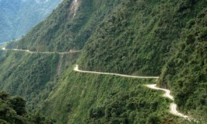 El camino de la muerte - Carretera-Yungas-300x179