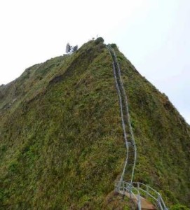 Las Haiku Stairs (Hawái) - Escaleras-Haiku-271x300