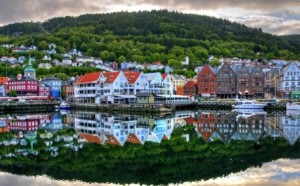 Bergen: la puerta a los fiordos - Bergen-ciudad-300x186