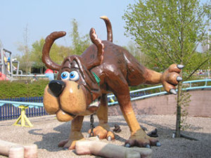 BonBon Land, un gamberro  parque temático en Dinamarca - Pedos-de-perro-300x225
