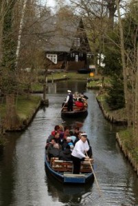 Spreewald en Berlín (Alemania) - Barcos-spreewald-201x300