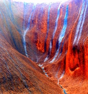 Monte Uluru: el ombligo del mundo. - Cascadas-283x300