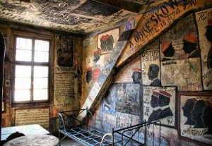 Turismo penitenciario : 10 cárceles históricas para visitar - carcel-estudiantes-011-300x207