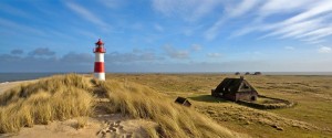 Escápate a una playa exclusiva, al norte de Alemania - Faro-Sylt-300x125 Escápate a una playa exclusiva, al norte de Alemania - Faro-Sylt-300x125