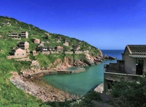 El pueblo verde de Zhoushan (China). - Pueblo-pesquero-abandonado-en-la-isla-Gouqi-300x220 El pueblo verde de Zhoushan (China). - Pueblo-pesquero-abandonado-en-la-isla-Gouqi-300x220