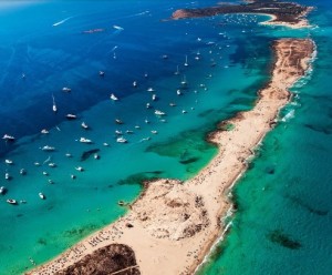 La mejor playa de España, según los premios Travellers - Ses-Illetes-Formentera-300x248