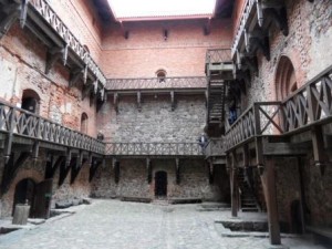 El castillo rojo de Trakai - Interior-del-castillo-300x225 El castillo rojo de Trakai - Interior-del-castillo-300x225
