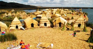 Las islas de los uros - isla-uros-300x159 Las islas de los uros - isla-uros-300x159