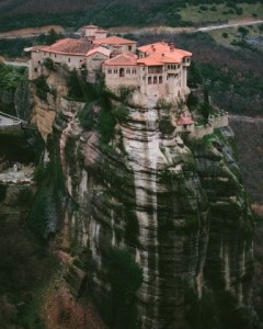 Los monasterios de Meteora (Grecia) - Meteora-2-240x300