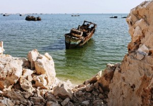 El cementerio de barcos de Nouadhibou - 5467627945_be3f2ccfcd_z-300x208