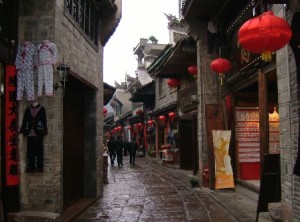 Fenghuang (China) - Fenghuang-street-Lydia-Zhu-300x222 Fenghuang (China) - Fenghuang-street-Lydia-Zhu-300x222