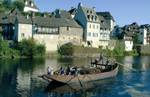 Argentat (Francia) - MAISON_Du_PATRIMOINE_ARGENTAT_5-300x194