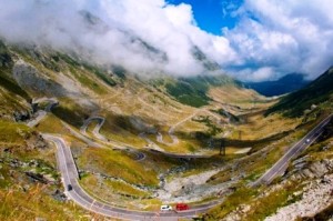 Transfagarasan, la carretera más escabrosa de Europa - Transfagarasan-62-590x391-300x199 Transfagarasan, la carretera más escabrosa de Europa - Transfagarasan-62-590x391-300x199