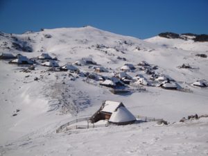 Velika Planina - Vel.planina_stanovi_pozimi-300x225 Velika Planina - Vel.planina_stanovi_pozimi-300x225