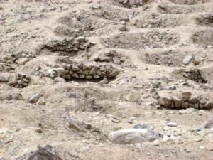 La extraña banda de agujeros de Nazca - agujeros8-300x225