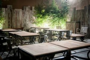 Patios encantadores para comer o cenar - saporem_opt-300x200 Patios encantadores para comer o cenar - saporem_opt-300x200