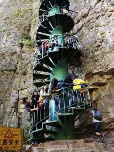 Las escaleras de Taihang: de la tierra a las nubes - stair-226x300