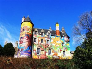 Kelburn: el castillo de los grafitis - kelburn-castle-26-300x225 Kelburn: el castillo de los grafitis - kelburn-castle-26-300x225