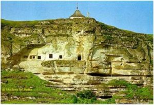 El pueblo medieval de Orhei (Moldavia) - Butuceni-300x206