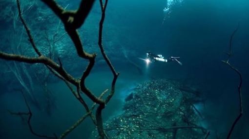 ¿Río debajo del mar? ¿Es posible? Sí en México