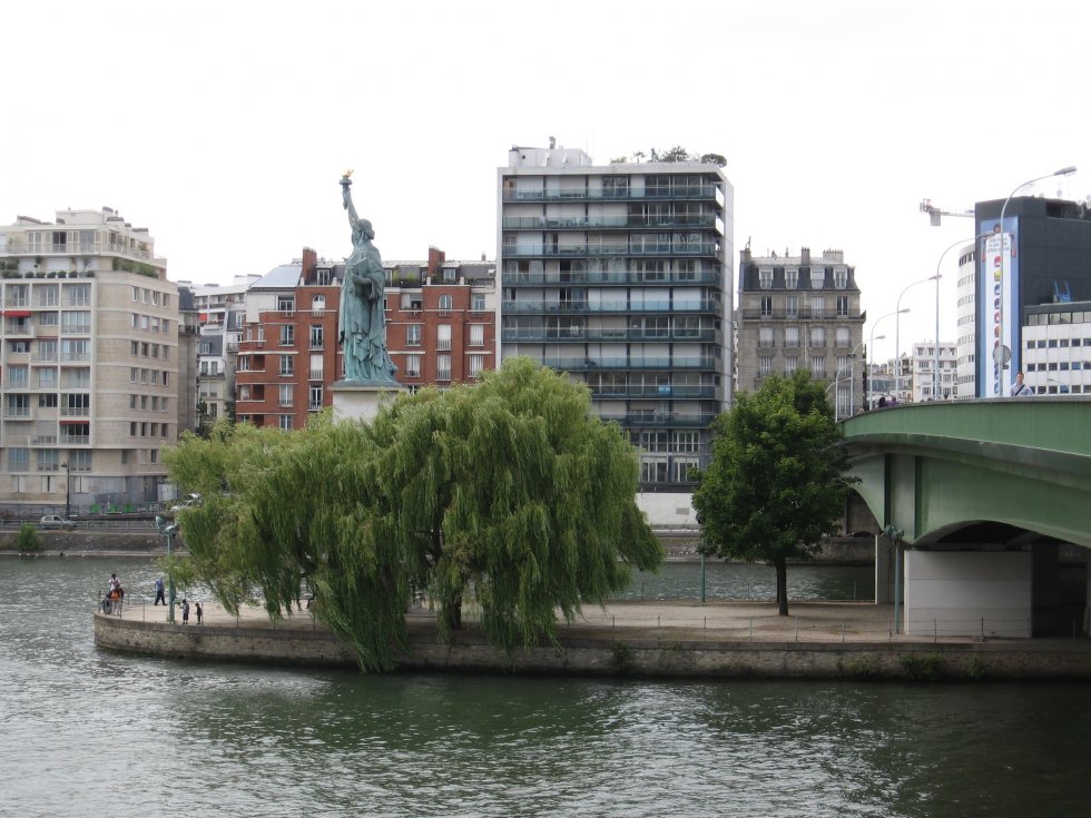 La estatua de la libertad: ¿París?