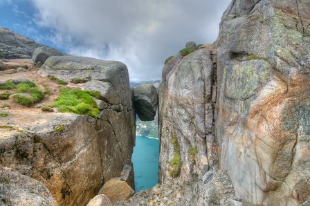 Observar el mundo desde una piedra
