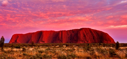 Monte Uluru: el ombligo del mundo.