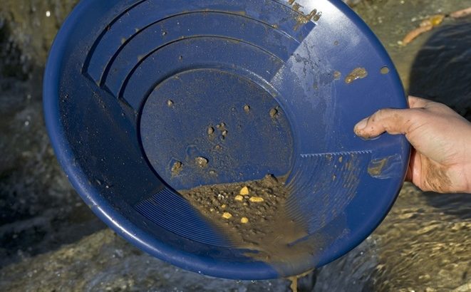 Búsqueda del oro en el río Segre