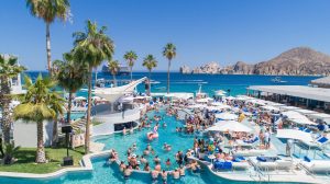 Los 5 destinos de viaje más trending - Ibiza-300x168