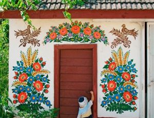 Zalipie, el pueblo de las flores - zalipie-village-child-564x435-300x231